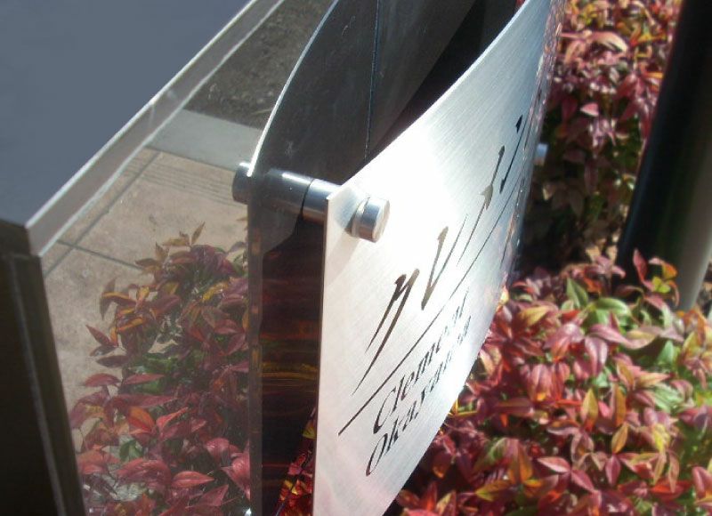 エッチング文字 ステンレス看板 ステンレス銘板 R加工看板